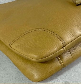 Gucci Mustard Leather Shoulder Bag — Style Code 108964