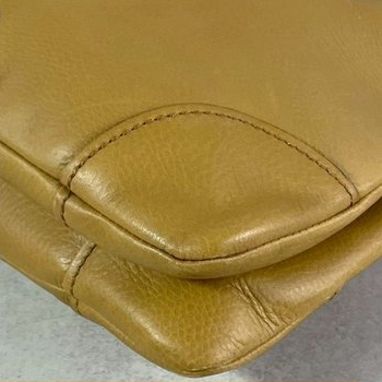 Gucci Mustard Leather Shoulder Bag — Style Code 108964