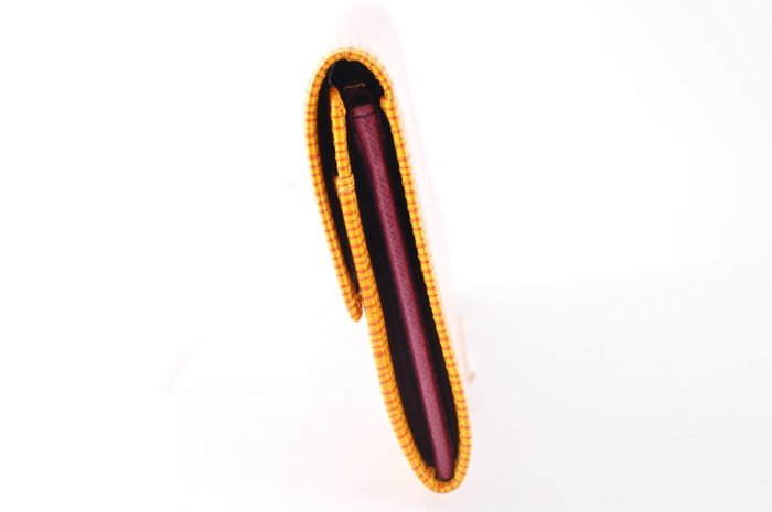 Portefeuille long en cuir Épi Louis Vuitton