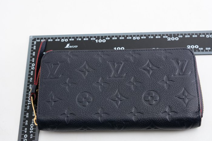 Louis Vuitton Zippy Wallet in Blue Empreinte Leather