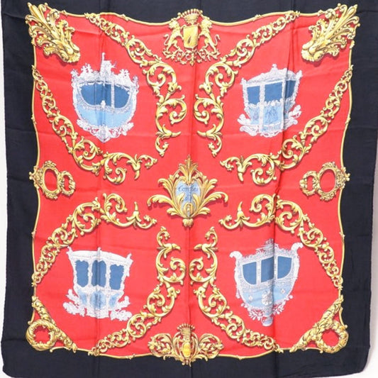 Foulard en soie Hermès Carré "Carrosses d'Or"