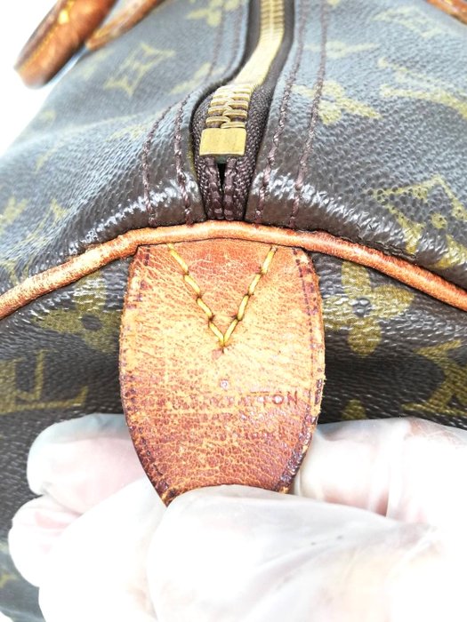 Louis Vuitton Speedy 40 Vintage Monogram Canvas Handbag