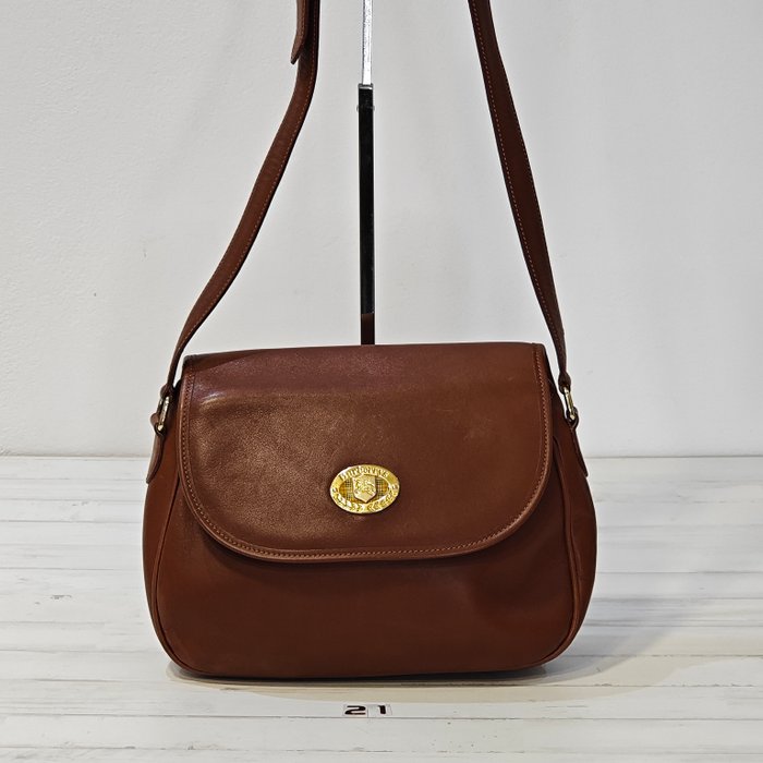 Burberry Nova Check Shoulder Bag – Brown