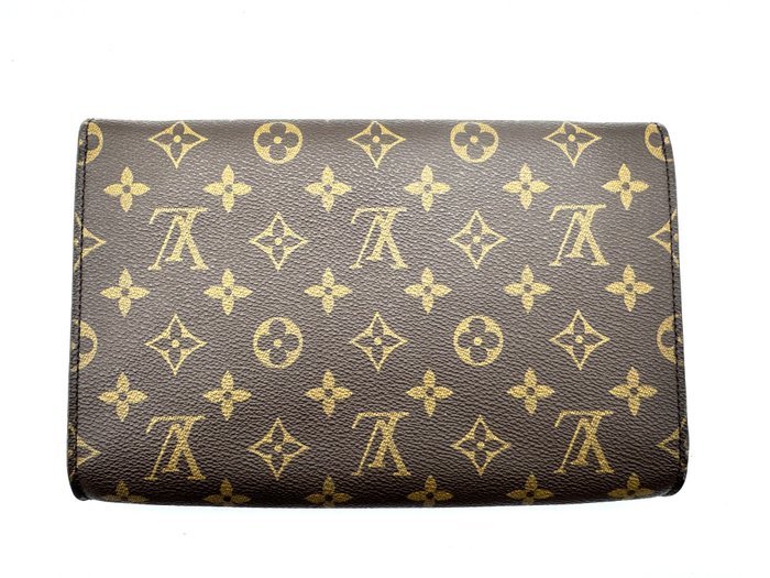 Louis Vuitton Bordeaux Monogram Shoulder Bag & Clutch – Vintage, Brown