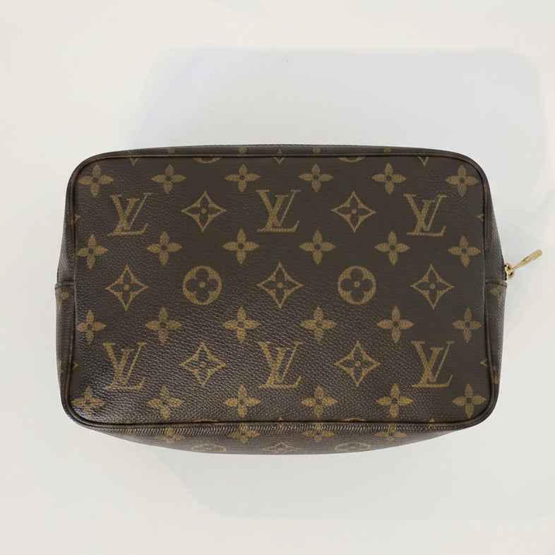 Louis Vuitton Trousse 23cm