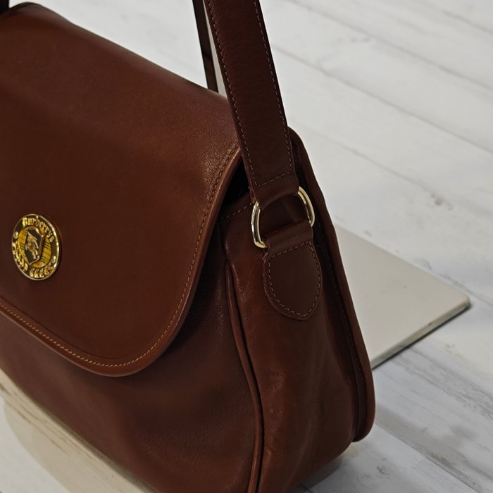 Burberry Nova Check Shoulder Bag – Brown