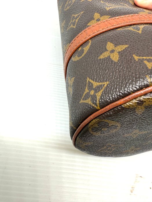 Louis Vuitton Papillon 25 Monogram Canvas Barrel Bag Brown