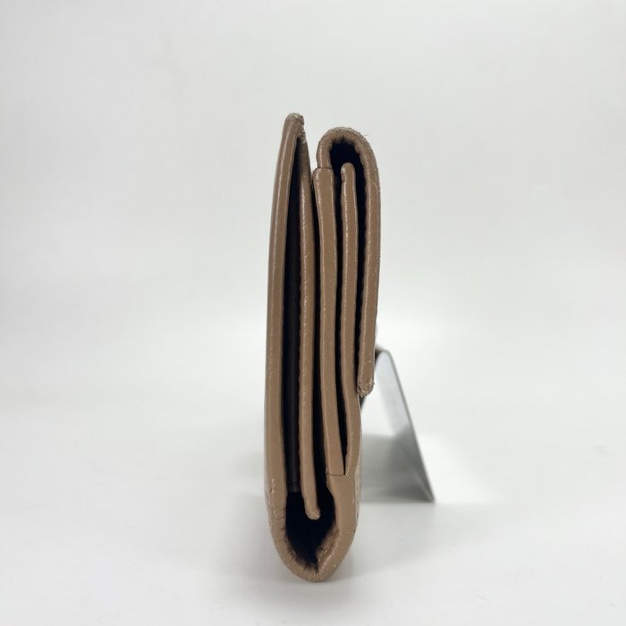 Gucci Beige Leather Long Bifold Wallet