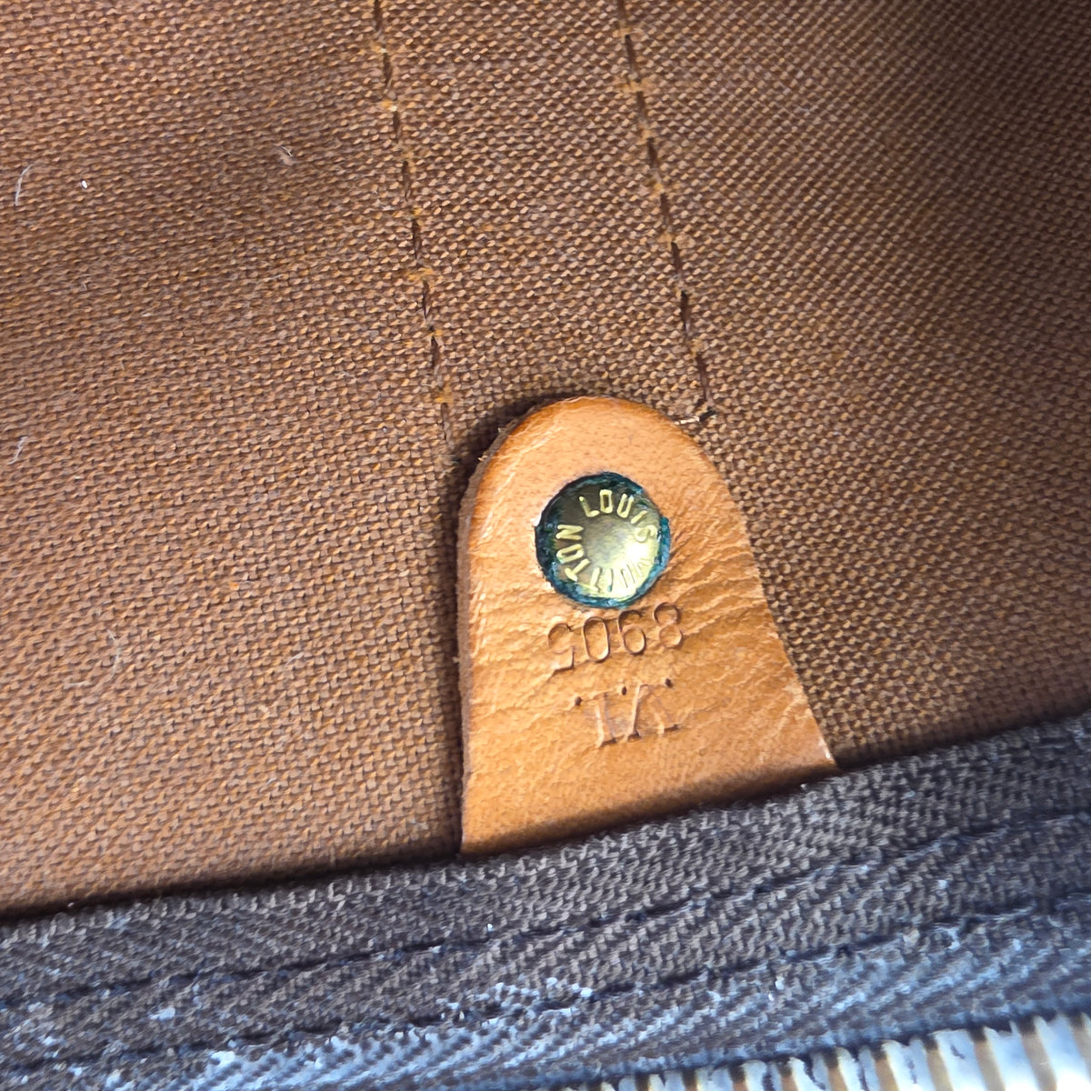 Louis Vuitton Keepall Bandoulière 60 Monogram Travel Bag