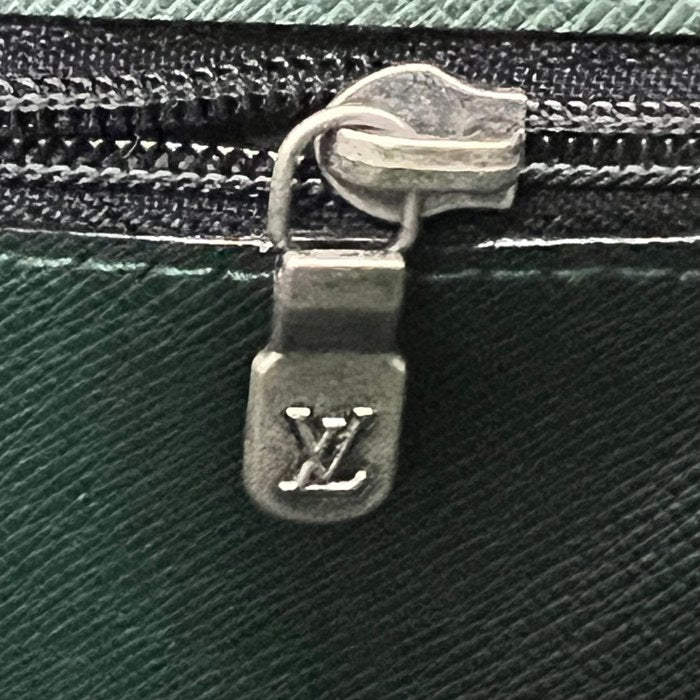 Louis Vuitton Volga Clutch Bag Organiser