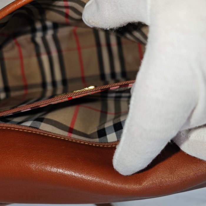 Burberry Nova Check Shoulder Bag – Brown