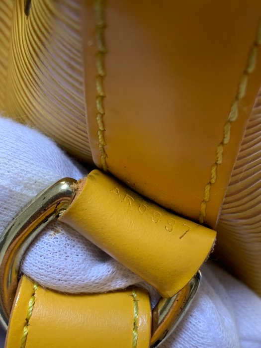 Louis Vuitton Petit Noé Yellow Epi Leather Shoulder Bag