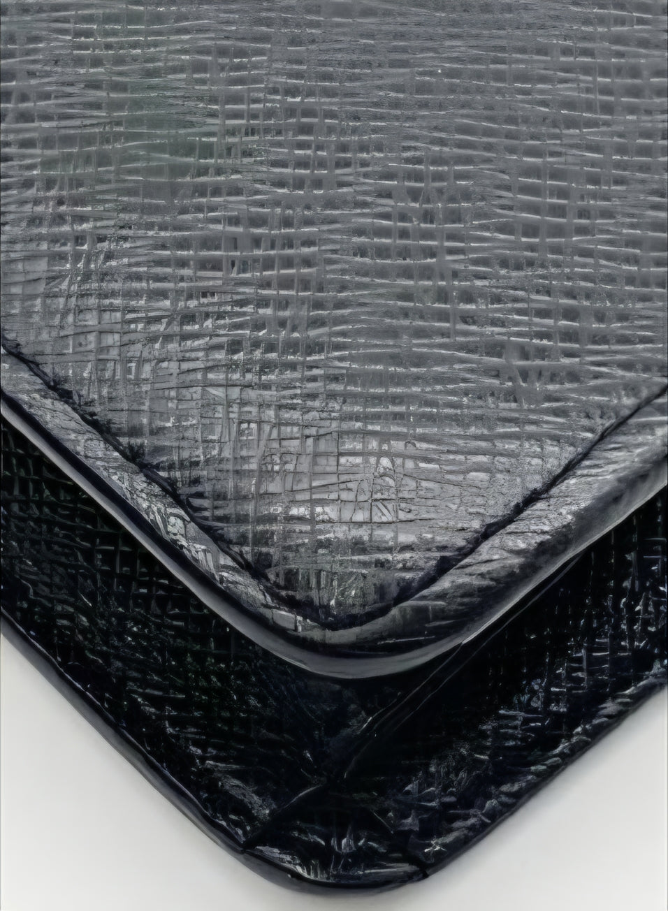 Louis Vuitton Taiga Selenga Clutch Bag  – Green Leather