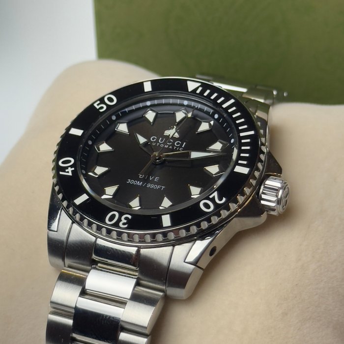 Gucci Dive Automatic Men’s Watch – Black Dial, 40mm