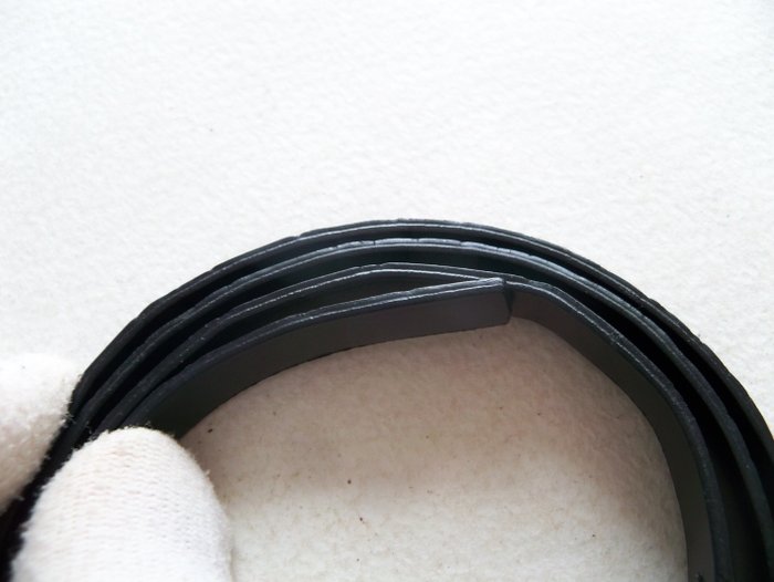 Gucci Black Leather Belt – Made in Italy