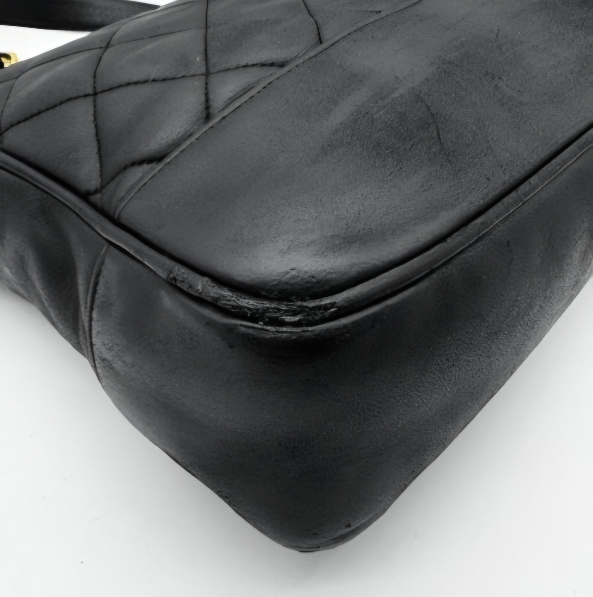 Chanel Matelassé Chain Tote Bag – Black Lambskin, Pearl Crush Charm