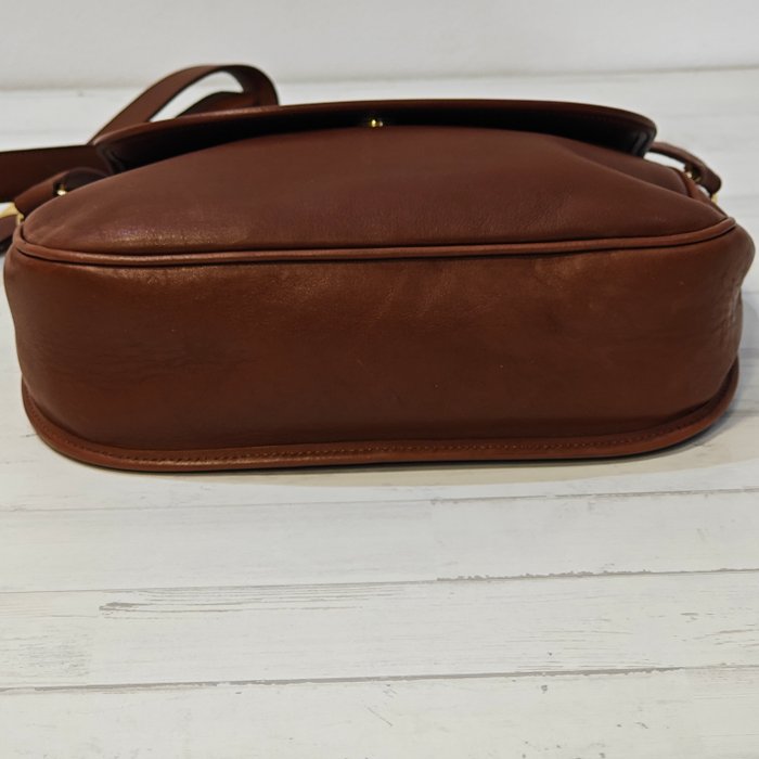 Burberry Nova Check Shoulder Bag – Brown