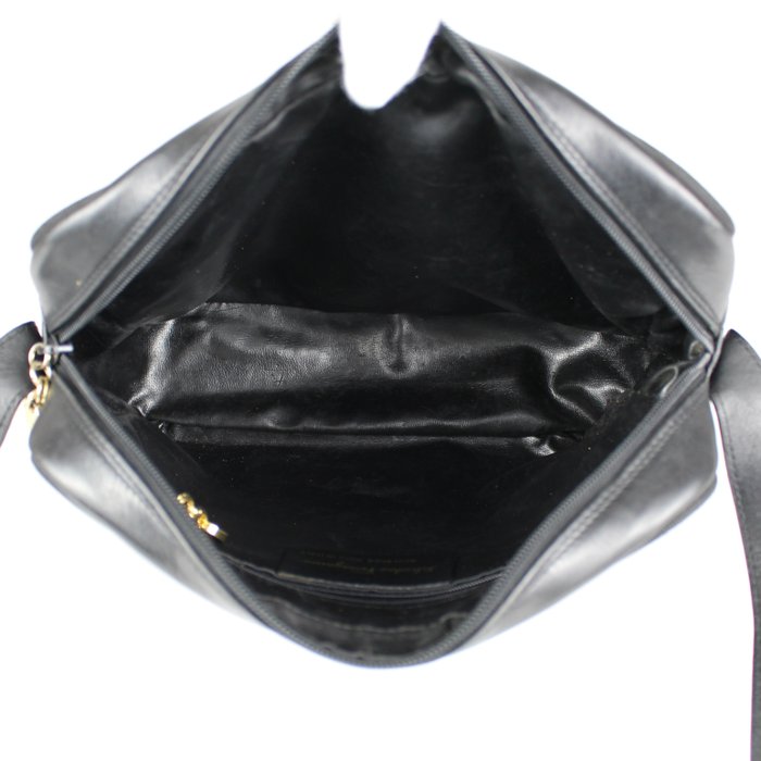 Salvatore Ferragamo Leather Vera Bow Shoulder Bag Black