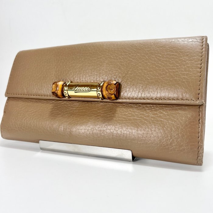 Gucci Beige Leather Long Bifold Wallet