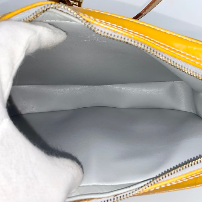 Louis Vuitton Vernis Fulton Waist Bag – Yellow Patent Leather & Gold Tone Hardware