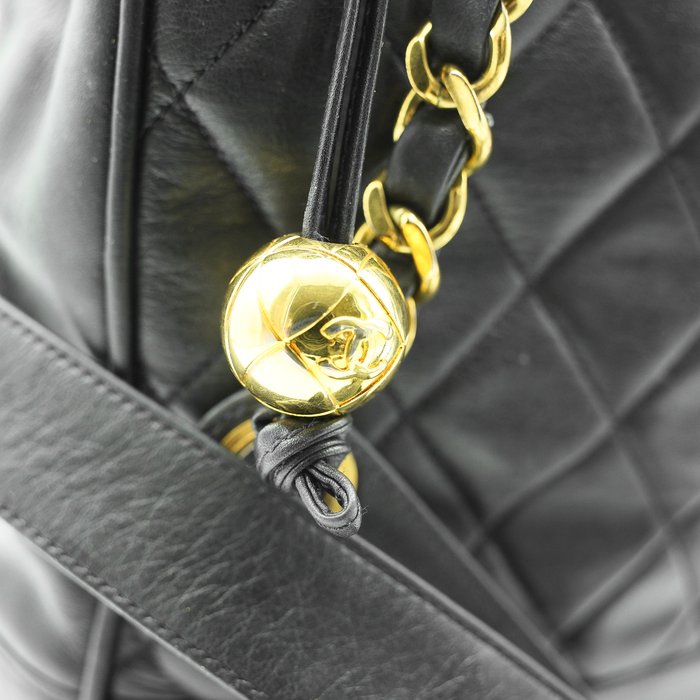 Chanel Matelassé Chain Tote Bag – Black Lambskin, Pearl Crush