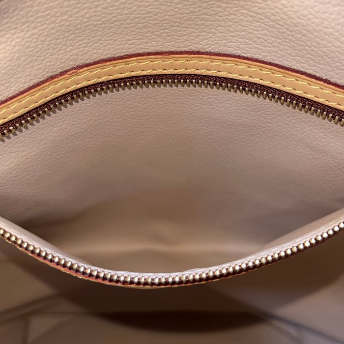 Louis Vuitton Bucket GM Monogram Bag – Brown Canvas & Leather