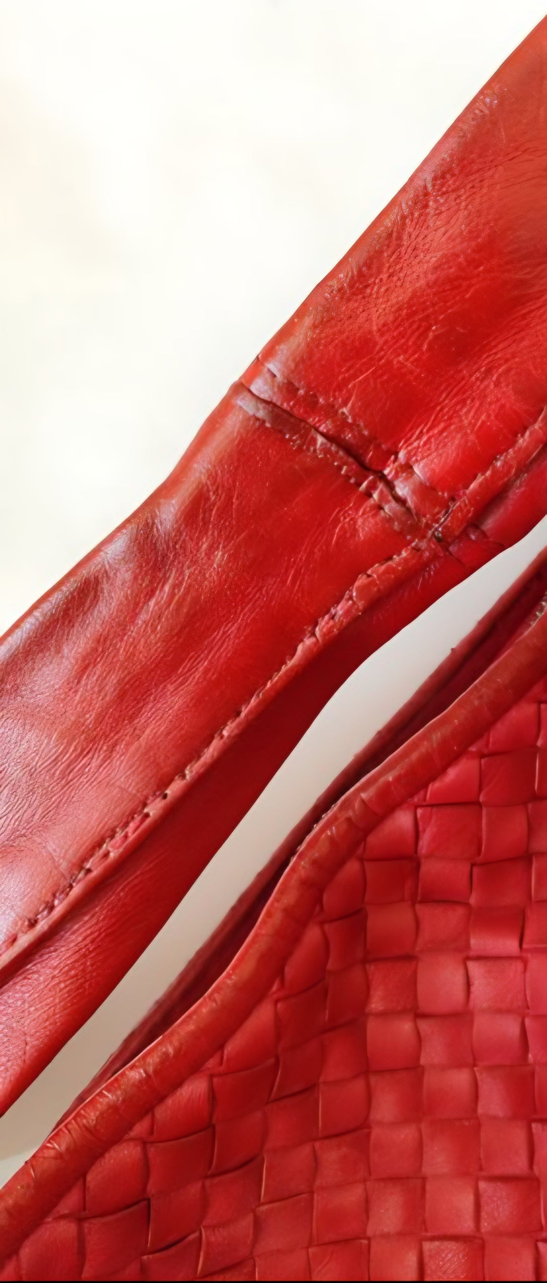 Bottega Veneta Antheia Dark Red Intrecciato Lambskin Hobo Bag