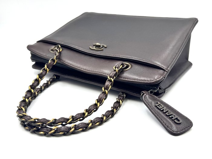 Chanel Vintage Hard Case Handbag – Dark Brown Leather, Brass Trim, Made in France
