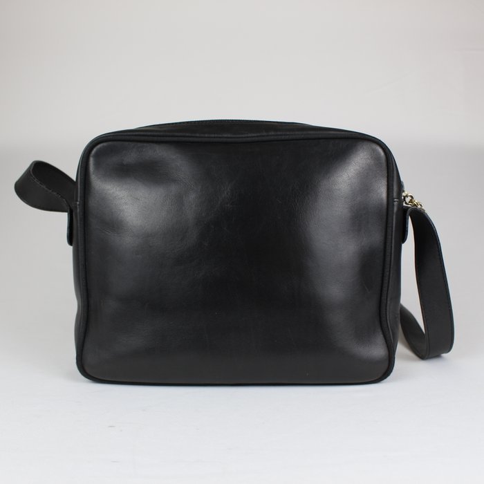 Salvatore Ferragamo Leather Vera Bow Shoulder Bag Black