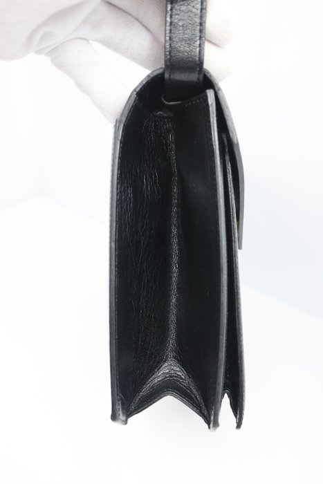 Yves Saint Laurent Black Y Logo Lizard Embossed Leather Shoulder Bag – 2-Way Clutch
