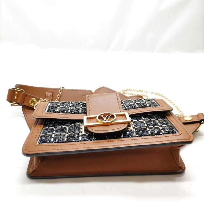 Louis Vuitton Dauphine Belt Bag