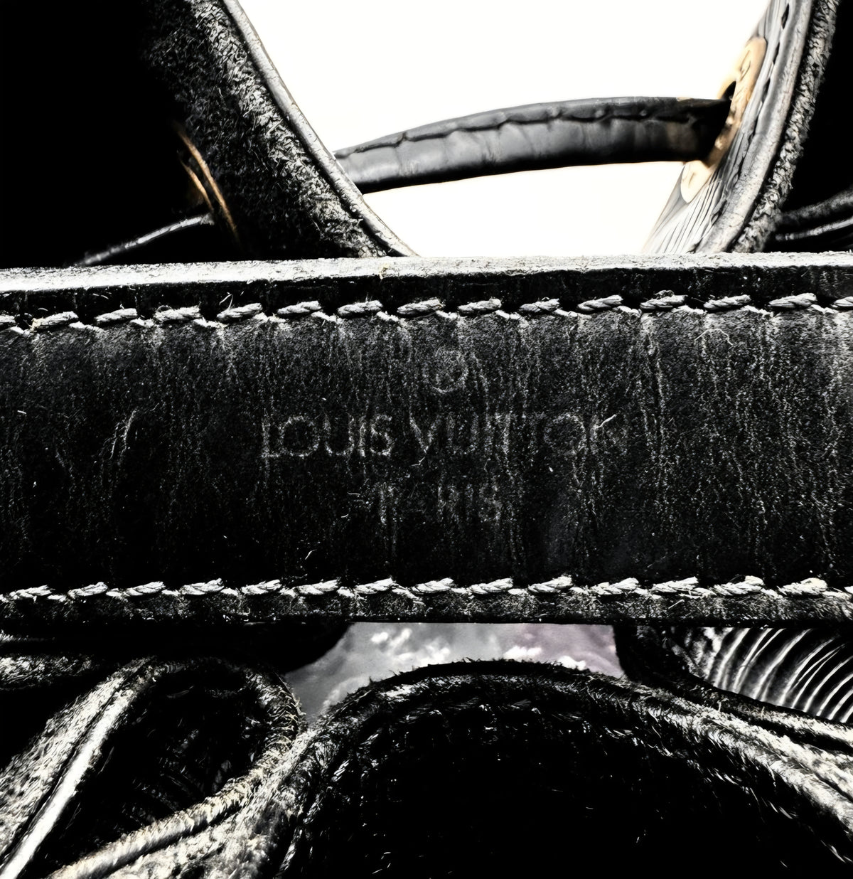 Louis Vuitton Petit Noé Black Epi Leather Shoulder Bag