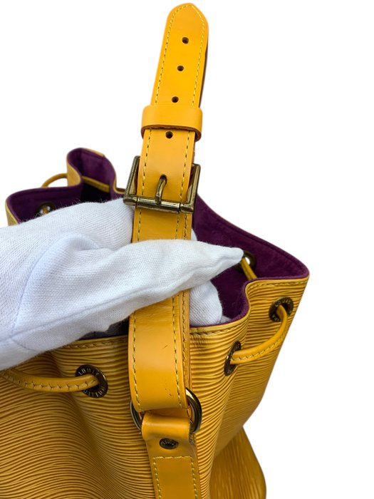 Louis Vuitton Petit Noé Yellow Epi Leather Shoulder Bag