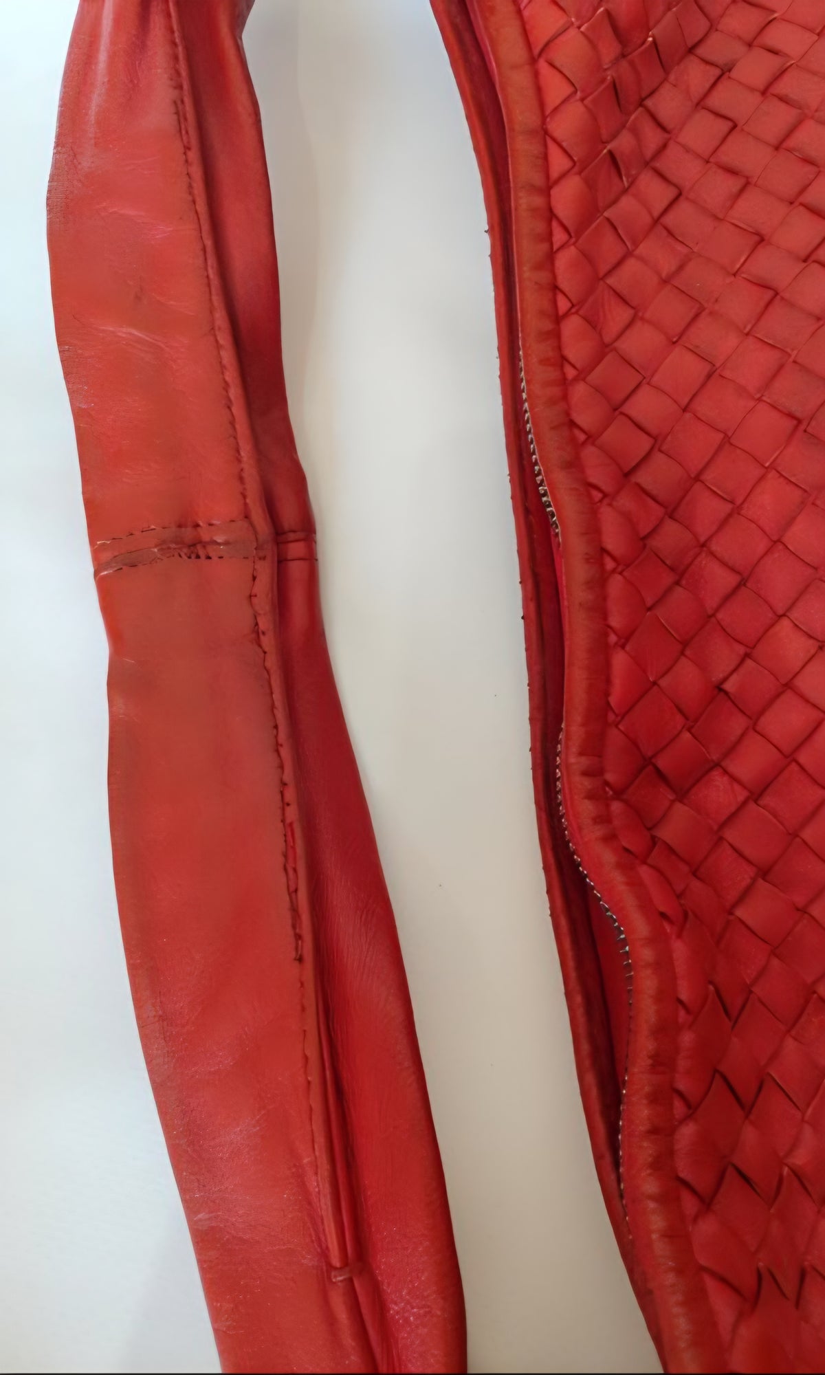 Bottega Veneta Antheia Dark Red Intrecciato Lambskin Hobo Bag