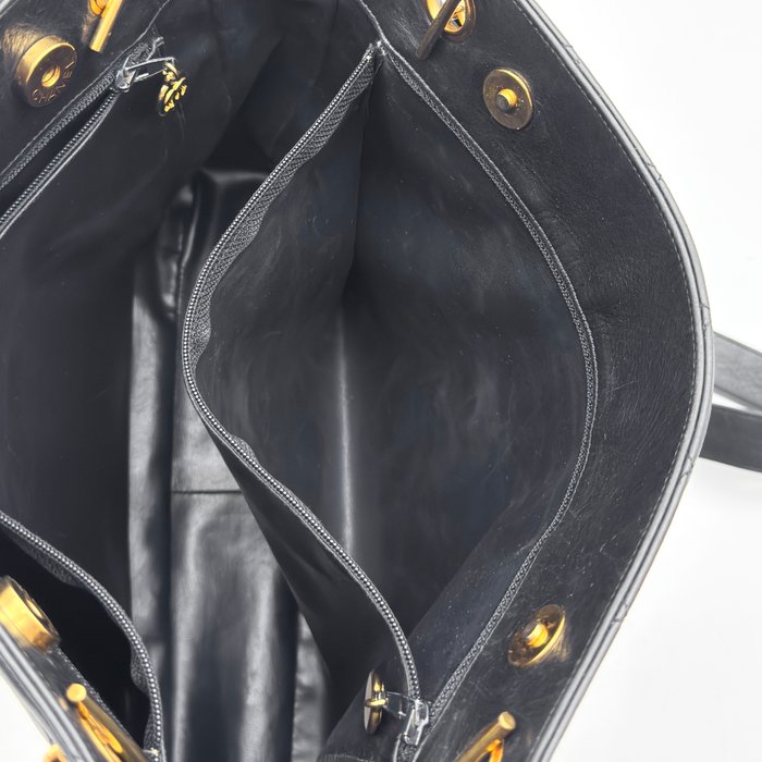 Chanel Matelassé Chain Tote Bag – Black Lambskin, Pearl Crush