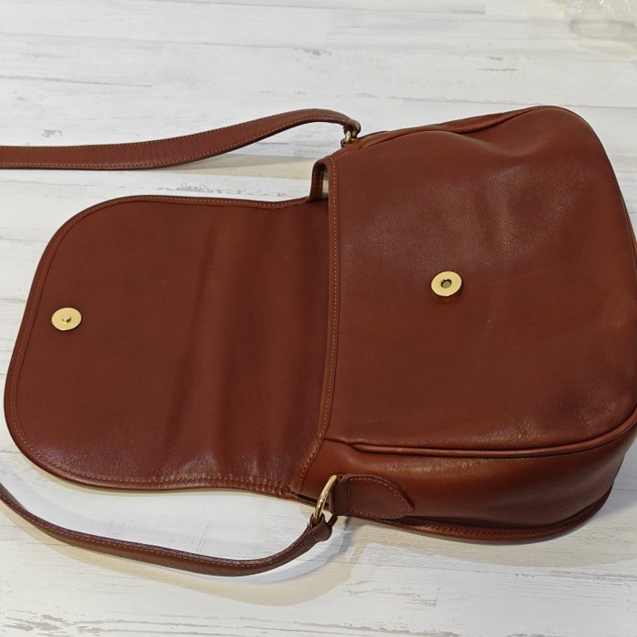 Burberry Nova Check Shoulder Bag – Brown