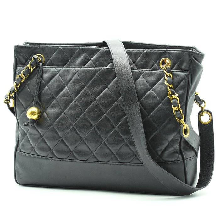 Chanel Matelassé Chain Tote Bag – Black Lambskin, Pearl Crush