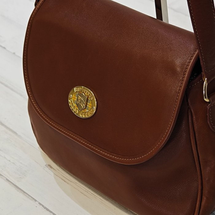Burberry Nova Check Shoulder Bag – Brown